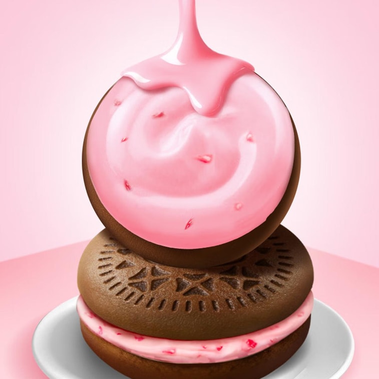 Oreo Strawberry Cream Soft Cakes